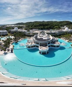 Grand Palladium Lady Hamilton Resort & Spa